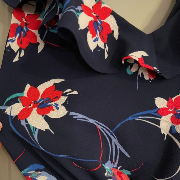 Halogen Wrap Ruffle top - Picture 5 of 6